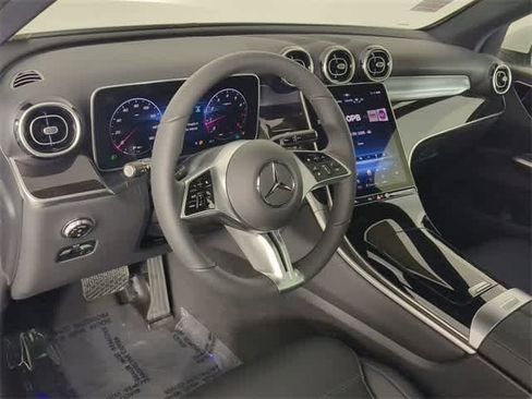 Certified 2026 Mercedes-Benz GLC 300 4MATIC image 9