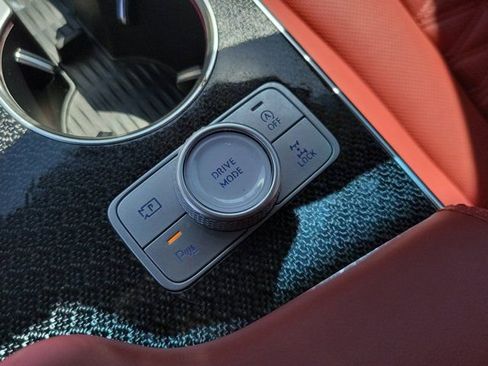 Used 2025 Genesis GV80 3.5T e-SC image 40