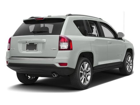 Used 2016 Jeep Compass High Altitude AWD/4WD image 2
