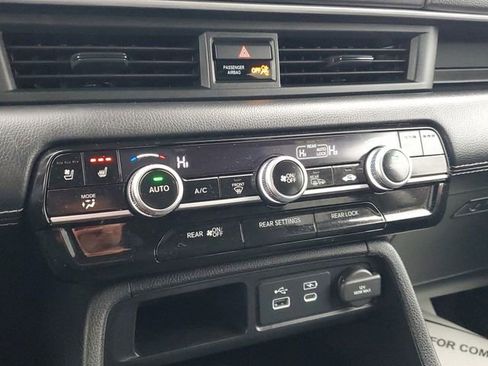 Used 2023 Honda Pilot Elite image 24