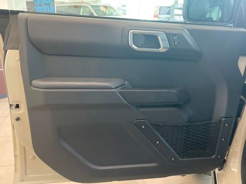 New 2026 Ford Bronco Badlands image 16