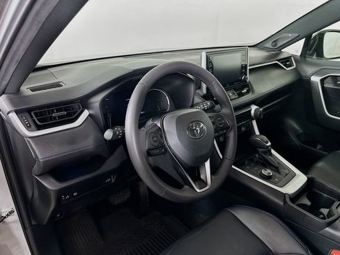 Used 2021 Toyota RAV4 XSE AWD/4WD image 14