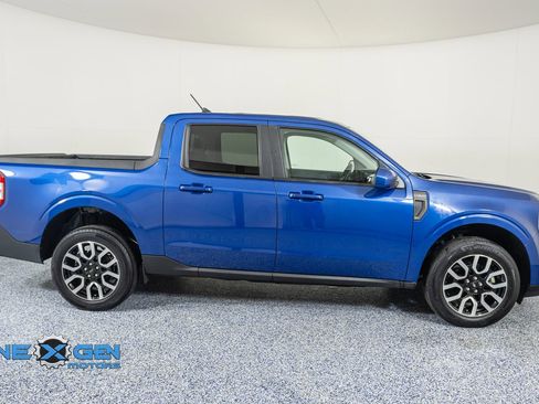 Used 2023 Ford Maverick Lariat image 8