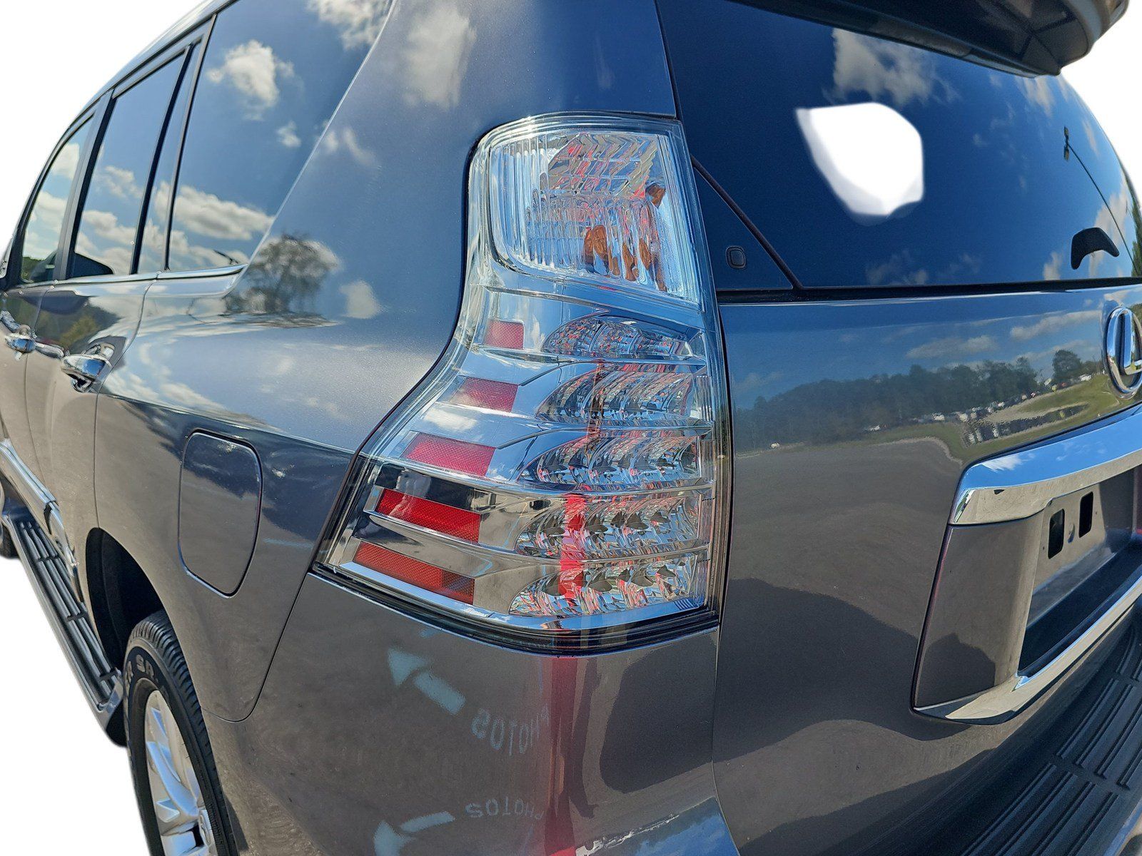 Used 2015 Lexus GX 460 w/ Premium Package AWD/4WD image 31