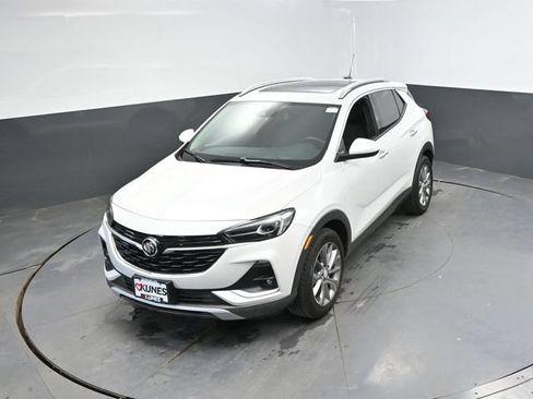 Used 2023 Buick Encore GX Essence w/ Experience Buick Package FWD image 39