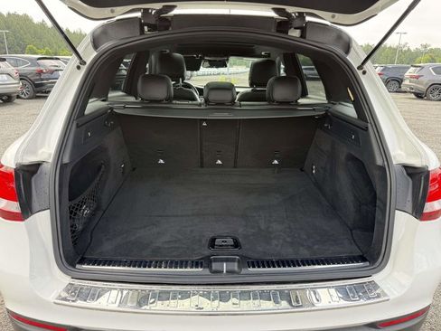 Used 2017 Mercedes-Benz GLC 300 4MATIC image 28