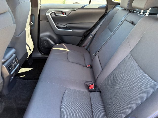 Used 2023 Toyota RAV4 SE AWD/4WD image 24