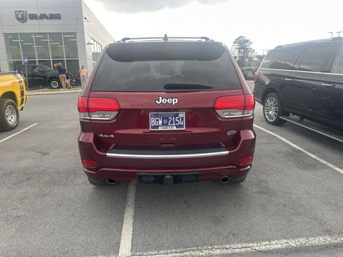 Used 2020 Jeep Grand Cherokee Overland image 4