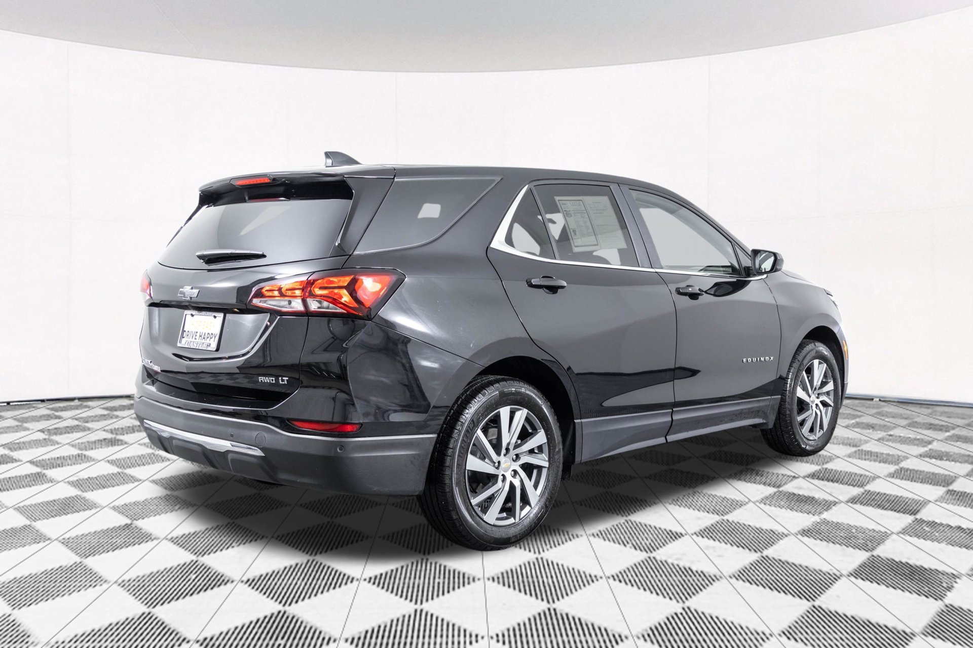 Used 2024 Chevrolet Equinox LT w/ LPO, Floor Liner Package AWD/4WD image 19