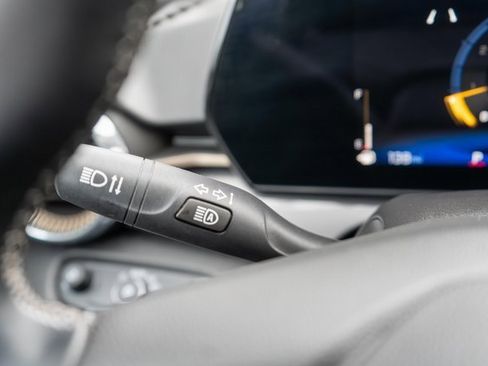 Used 2024 Chevrolet Trax ACTIV w/ Driver Confidence Package image 22