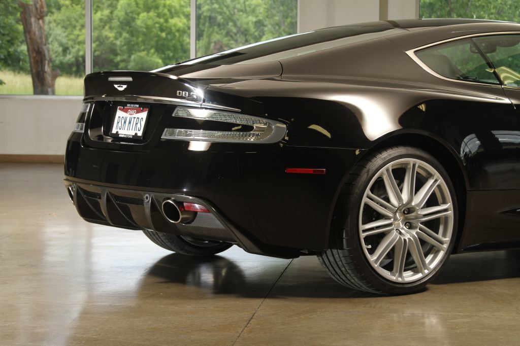 Used 2009 Aston Martin DBS Coupe RWD image 9