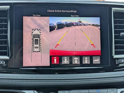 New 2026 Chrysler Pacifica Select image 25