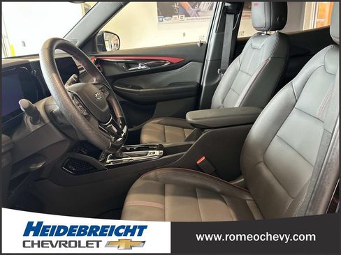 Used 2024 Chevrolet TrailBlazer RS w/ Driver Confidence Package AWD/4WD image 13