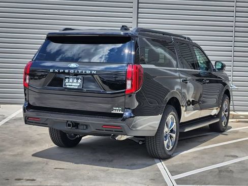 New 2027 Ford Expedition Max Active RWD image 4