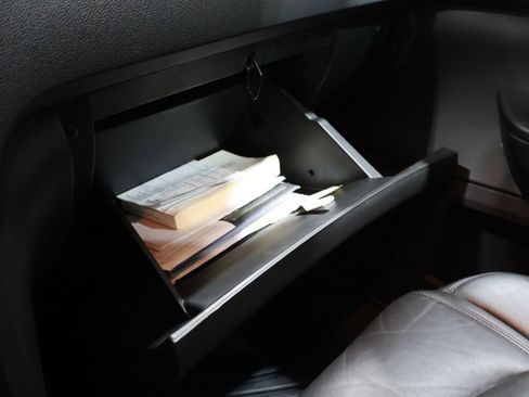 Used 2012 GMC Acadia SLT image 34