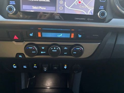 Used 2023 Toyota Tacoma Limited image 15
