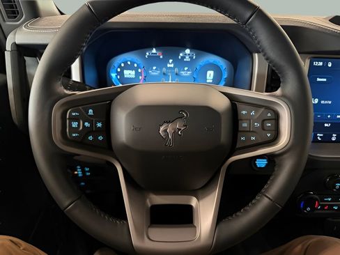 New 2026 Ford Bronco Outer Banks AWD/4WD image 16
