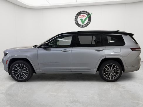 Used 2023 Jeep Grand Cherokee L Summit AWD/4WD image 2