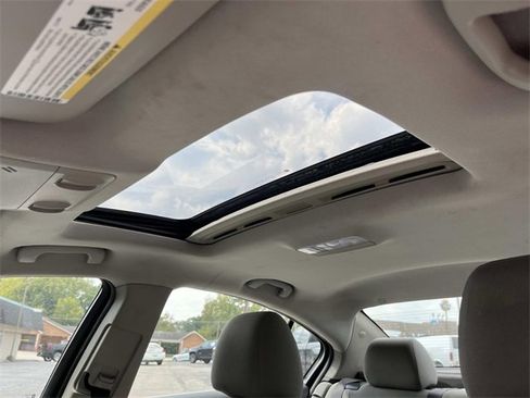 Used 2014 Chevrolet Cruze LT w/ All-Star Edition image 26