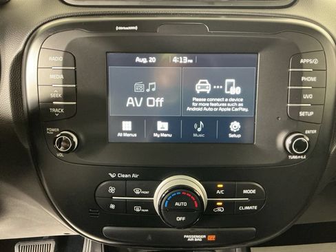 Used 2019 Kia Soul + FWD image 19
