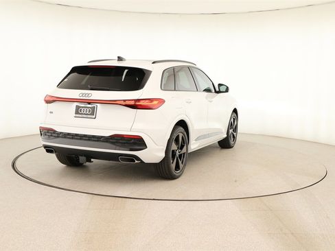 New 2025 Audi Q5 Prestige image 6