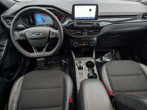 Certified 2025 Ford Escape ST-Line AWD/4WD image 13