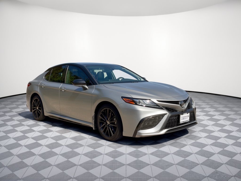 Used 2021 Toyota Camry XSE w/ Navigation Package FWD image 7