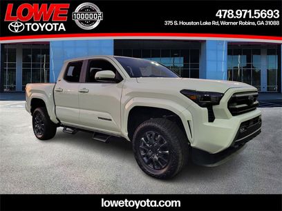 New 2025 Toyota Tacoma SR5
