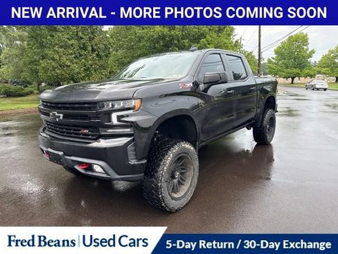 Used 2021 Chevrolet Silverado 1500 LT Trail Boss w/ Convenience Package II AWD/4WD image 3