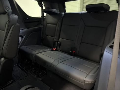 New 2026 GMC Yukon Denali w/ LPO, Floor Liner Package RWD image 15