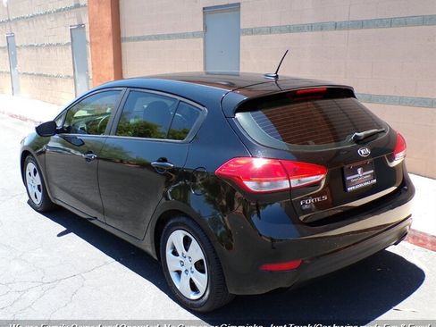 Used 2016 Kia Forte LX FWD image 6