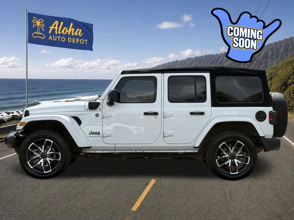 Used 2024 Jeep Wrangler Unlimited AWD/4WD image 2