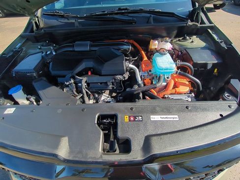 Certified 2025 Kia Sportage X-Line Prestige image 31