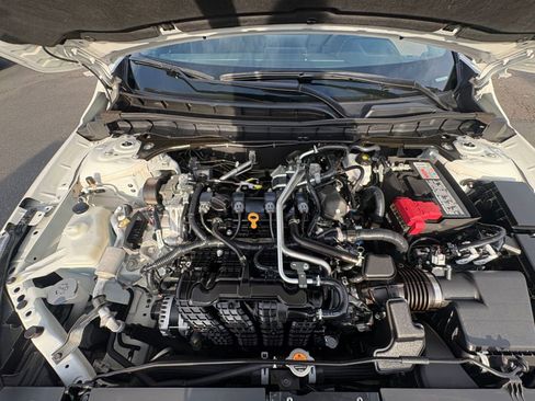 Used 2025 Nissan Altima 2.5 SV image 33