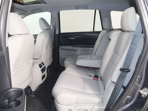 Used 2019 Honda Pilot EX-L image 44