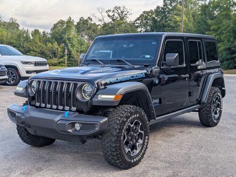 Used 2023 Jeep Wrangler Unlimited Rubicon 4xe AWD/4WD image 5