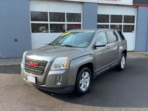 Used 2012 GMC Terrain SLE image 2