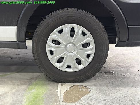 Used 2023 Ford Transit 350 XLT RWD image 28