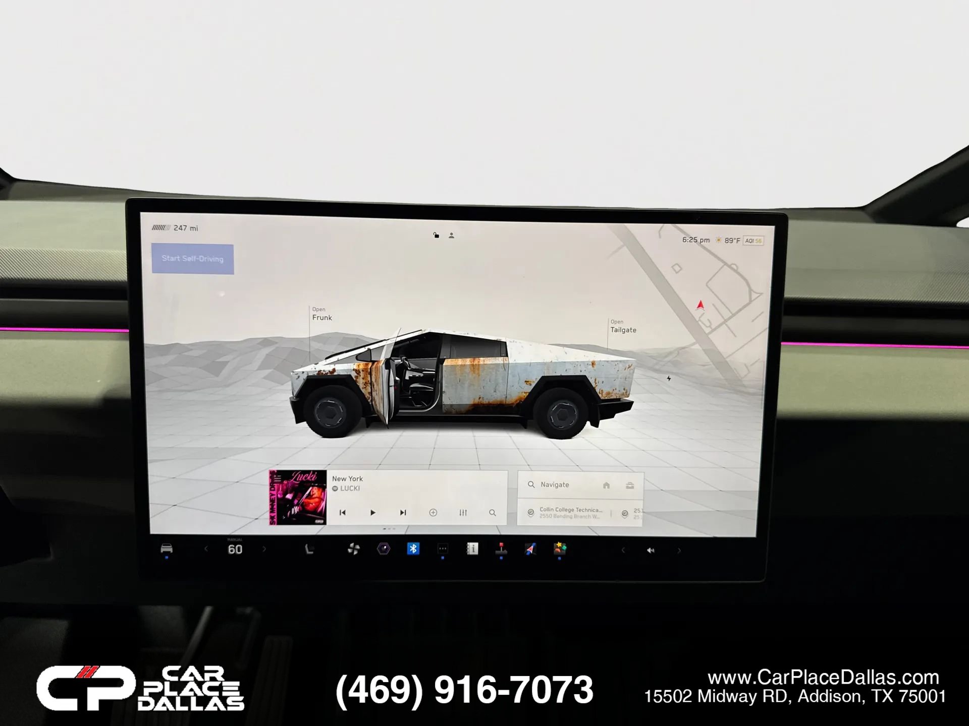 Used 2025 Tesla Cybertruck 2WD Crew Cab image 34