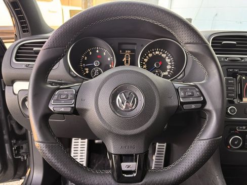 Used 2013 Volkswagen Golf R 4-Door image 4