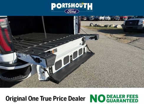 Used 2024 GMC Sierra 2500 AT4 w/ AT4 Premium Plus Package image 23