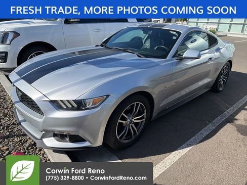 Used 2016 Ford Mustang Coupe RWD image 3
