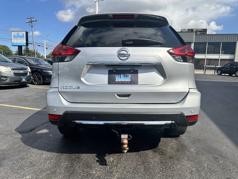 Used 2020 Nissan Rogue SV image 13