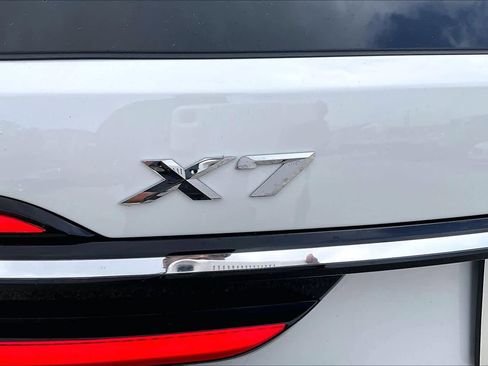 Used 2026 BMW X7 xDrive40i w/ M Sport Package image 31