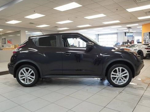 Used 2016 Nissan Juke SV w/ Cold Weather Package image 16
