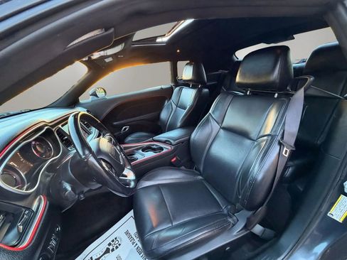 Used 2018 Dodge Challenger R/T Plus RWD image 28