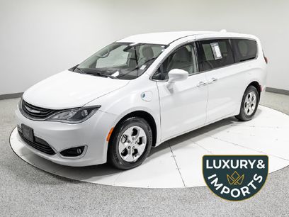Used 2019 Chrysler Pacifica Touring Plus
