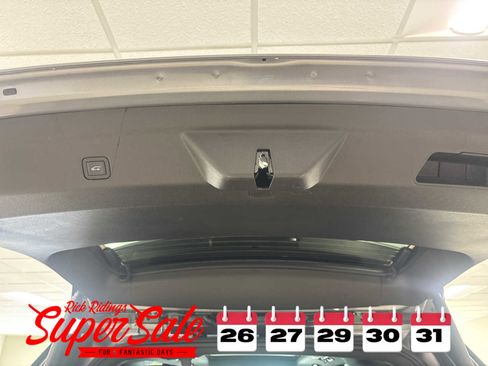 New 2025 Chevrolet Tahoe Premier image 13