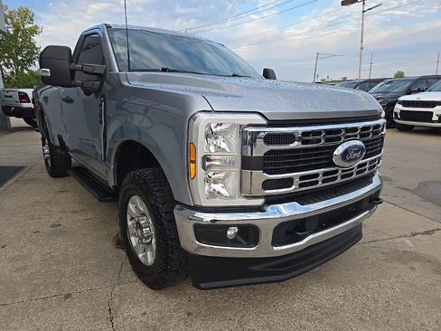 Used 2024 Ford F350 XLT w/ 360-Degree Camera Package image 17