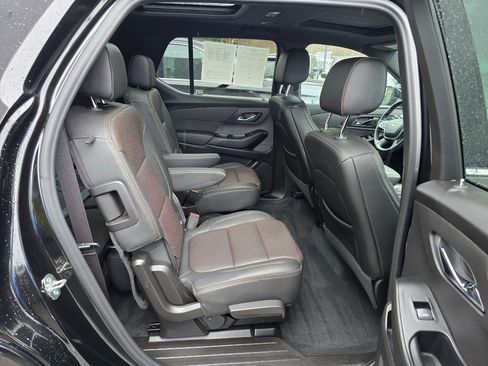 Used 2023 Chevrolet Traverse High Country w/ LPO, Floor Liner Package image 12